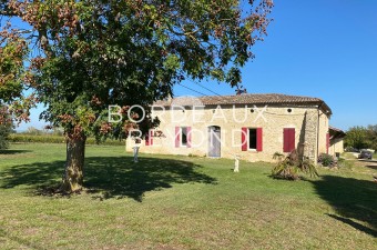 Located in the rolling hills of the Entre Deux Mers region this vineyard of 28 Ha in the process of conversion to organic, offers the complete package including all the wine making facilities and equipment plus 2 renovated stone house.