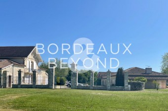 Cette propriété plaira à tous les amoureux de la nature. À seulement 30 km de Bordeaux, cette propriété est une idylle tranquille offrant 16 hectares de parc, bois et prairie.