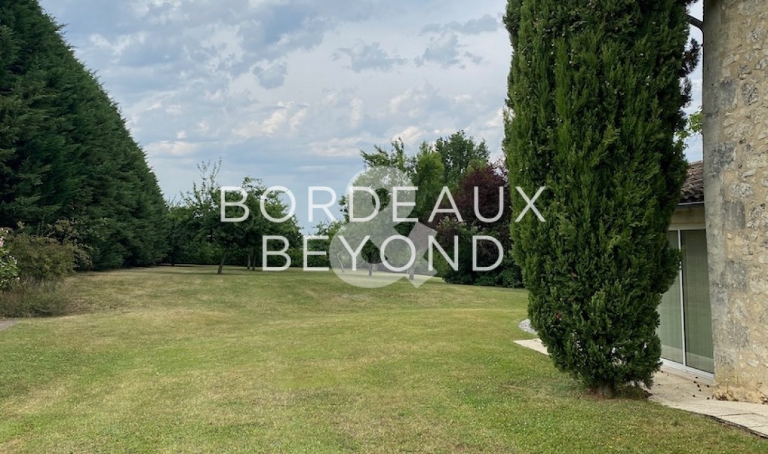  LIBOURNE Houses for sale