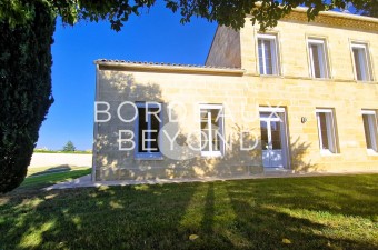 Charming Girondine-style house in a dynamic village 2 minutes from Libourne and Saint-Emilion.