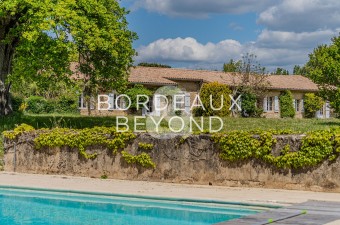 Exclusivity Bordeaux et Beyond - A fabulous property comprising over 36 hectares of mature grounds with two houses only 20 minutes from Bordeaux.