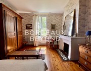 GIRONDE BOURG SUR GIRONDE Houses for sale